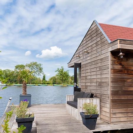 Aangenaam Op De Rijn, Woonboot, Inclusief Prive Sauna Алфен-ан-ден-Рейн Экстерьер фото