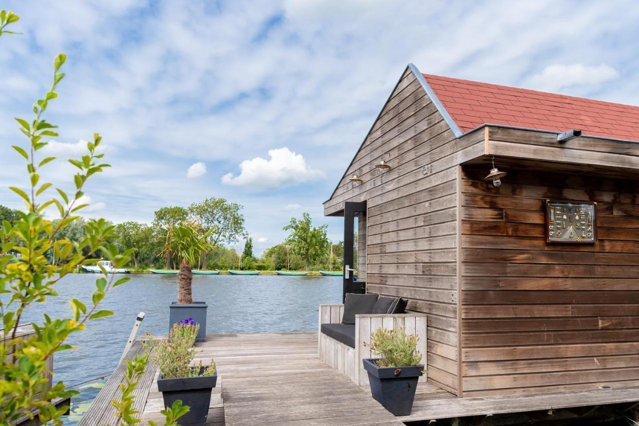 Aangenaam Op De Rijn, Woonboot, Inclusief Prive Sauna Алфен-ан-ден-Рейн Экстерьер фото